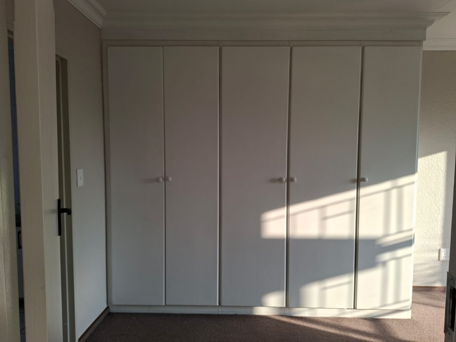1 Bedroom Property for Sale in Vaalpark Free State